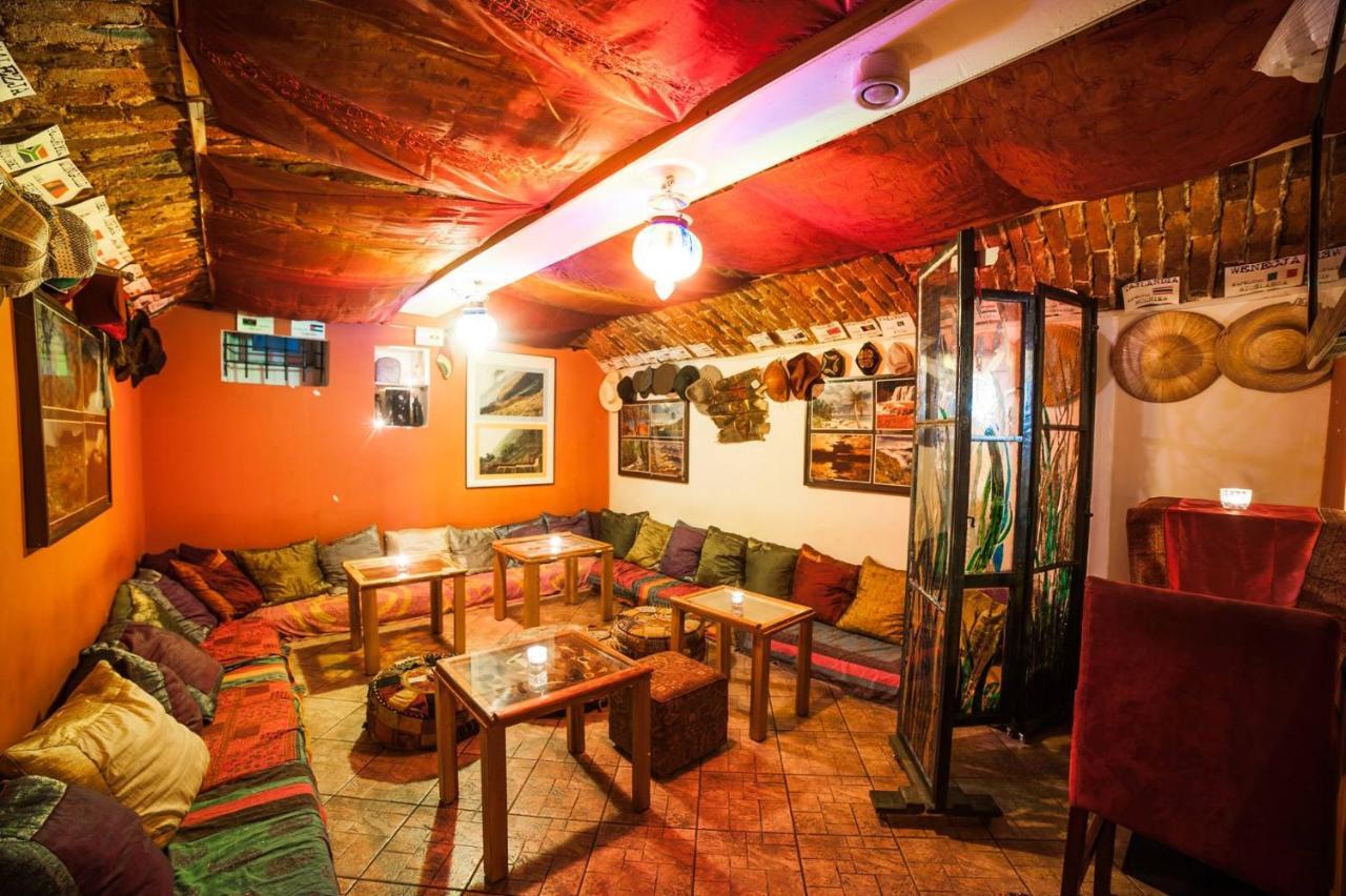The Ultimate Party Pit 24 Pax Man Cave Edition * Krakau
